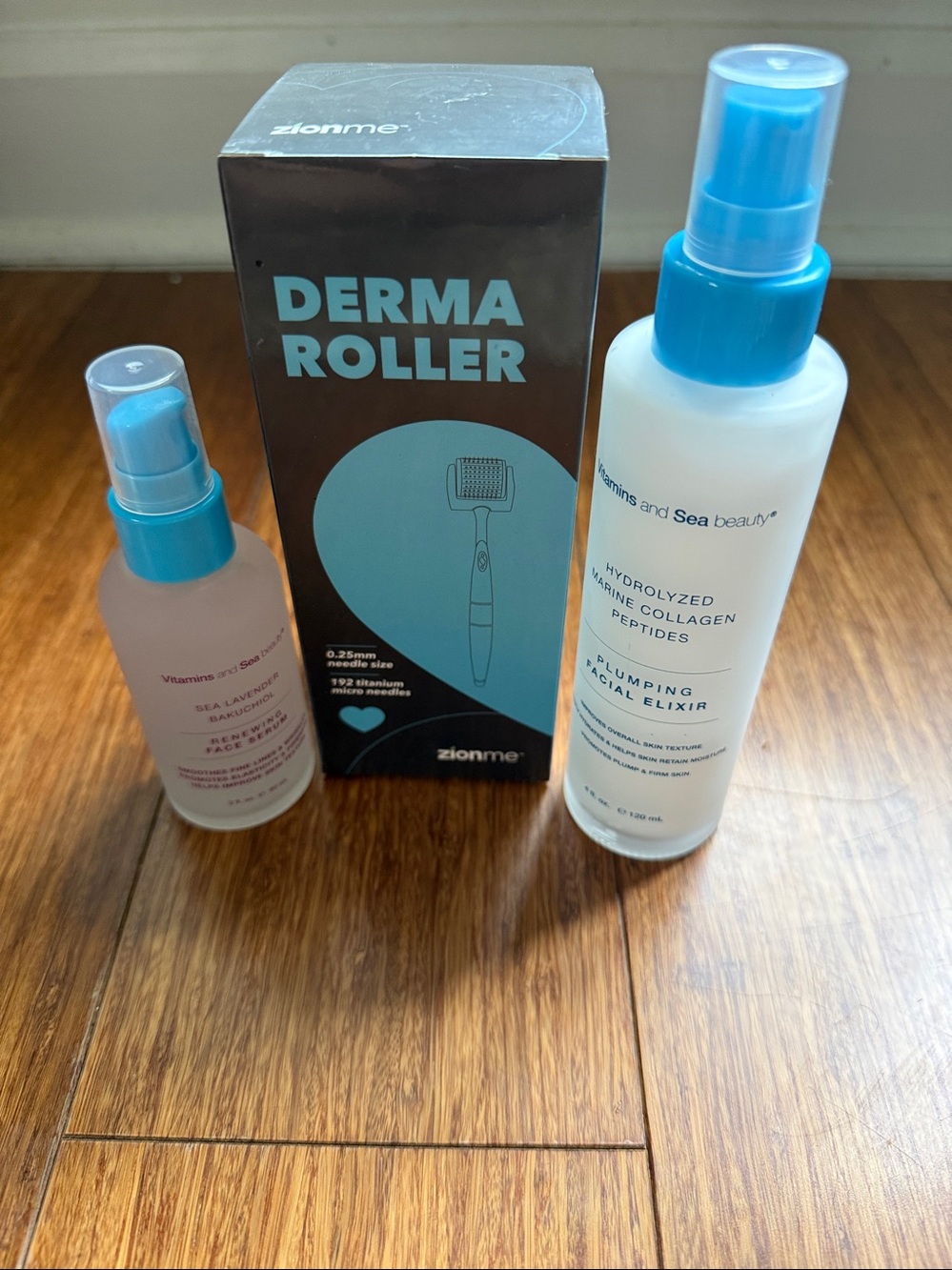 🦋Derma Roller Kit with Facial Sprays - Blue Accents🦋